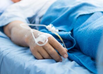 Første person i England død af sjælden virus￼