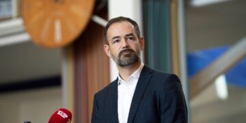 Borgmester og KL-formand Jacob Bundsgaard langer ud efter regeringen: Tager ikke stigende børnemistrivsel alvorligt nok