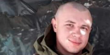 Ukrainsk soldat sprængte sig selv og bro i luften for at forhindre russerne i at komme frem￼