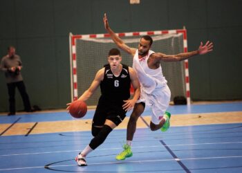 Sensationelt skifte sender dansker til NBA-tophold