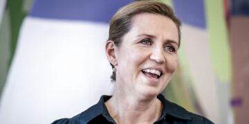 Regeringen vil forbyde køb af tobak￼