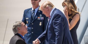 Langer ud: Det er børnemishandling at støtte sit barn i at skifte køn￼