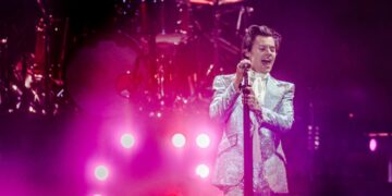 Britisk hitmager sætter flere rekorder med sin nye single