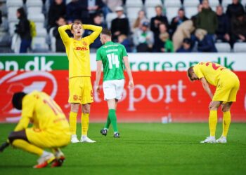 Dominerende FCN deler med Viborg i uskøn fredagskamp