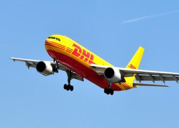 DHL-fly måtte foretage nødlanding: Så skete der noget helt vildt￼
