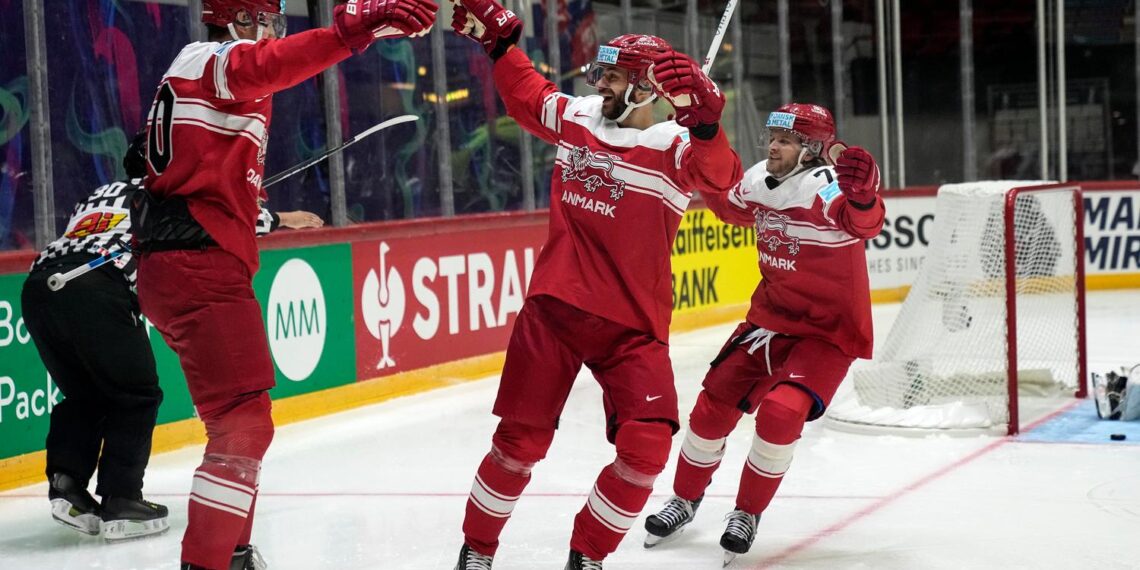Dansk ishockeyhold leverer chokstart og sprudler i sin VM-premierekamp