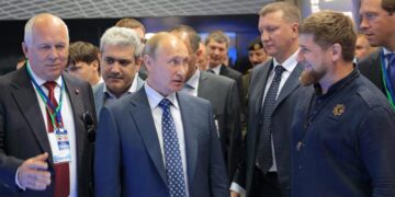 Ukrainerne trækker sig: Tjetjenske styrker har kontrollen￼