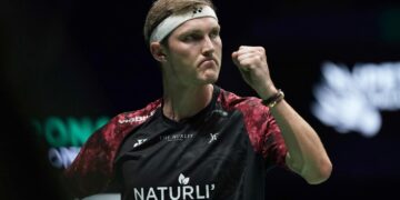 Danmark vinder endnu et EM-guld efter vildt comeback af en flov Viktor Axelsen