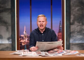 Satireballade fortsætter: Jonatan Spang overlader værtsstol til reporter