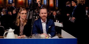 Ellemann trækker Lose ind som minister­afløser: Det viser, at hans sygemelding trækker ud, siger politisk analytiker