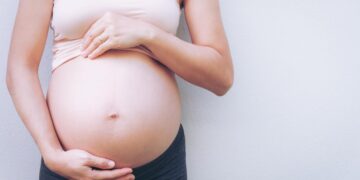 Blev endelig gravid igen efter ufrivillig abort: Så fik parret et chok til første scanning