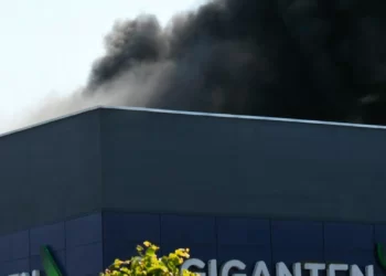 Stor brand i Elgiganten Vejle