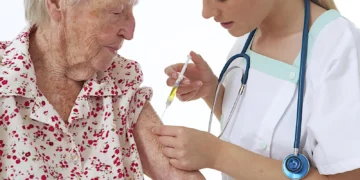 Obligatorisk Skift til Biosimilær Adalimumab i Danmark Reducerede Sundhedsudgifter