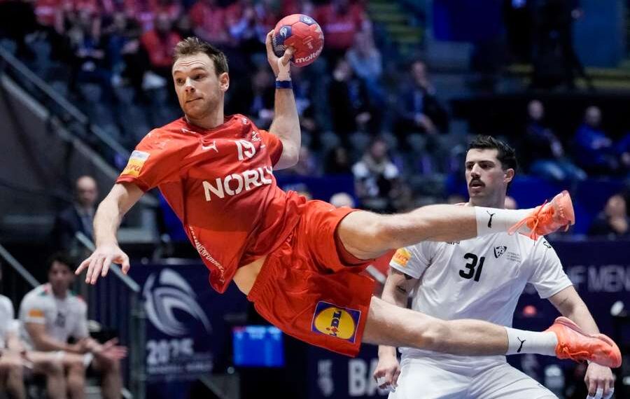 Danmark stormer i VM-finalen efter storsejr over Portugal