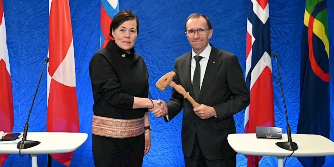 Danmark overtager formandskabet for Arktisk Råd midt i stigende geopolitisk spænding ￼